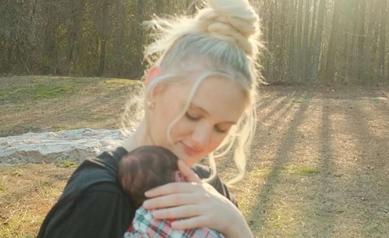 TINEKE YOUNGER SHARES EMOTIONAL JOURNEY OF RESILIENCE AFTER LOSS OF INFANT TWIN.