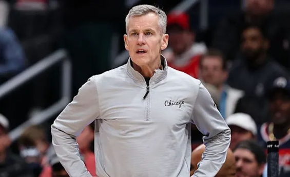 BULLS HEAD COACH BILLY DONOVAN STEPS DOWN AS CHICAGO SEEKS REBUILD