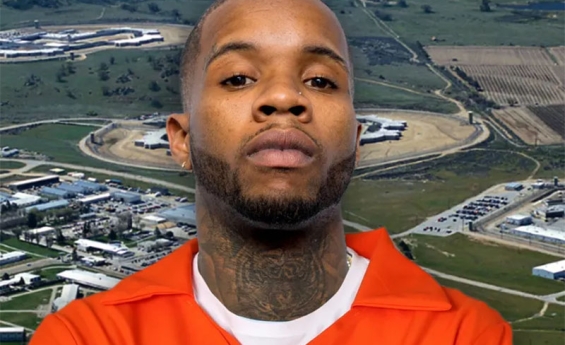 TORY LANEZ STABBED IN PRISON