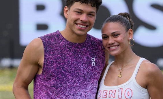TRINITY RODMAN CHEERS BOYFRIEND BEN SHELTON AFTER HIS LATEST WIN