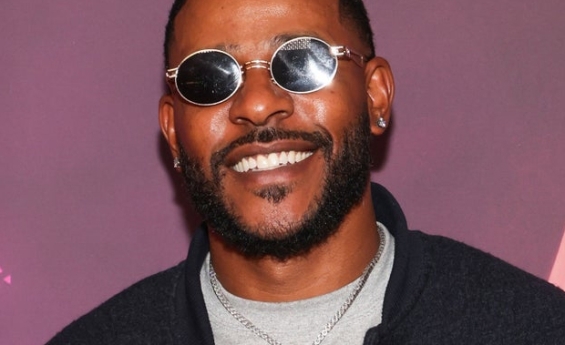 GRAMMY-WINNING SINGER, SONGWRITER, AND PRODUCER ERIC BELLINGER HAS BUILT A CAREER THAT MOST ARTISTS SPEND DECADES CHASING.