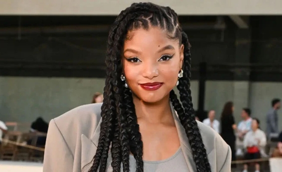 DDG’S MOTHER SEEMINGLY RESPONDS TO REPORTS OF HIM BEING VIOLENT TOWARDS HALLE BAILEY.