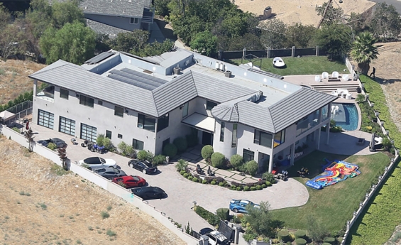 SUSPECT ARRESTED FOLLOWING SHOOTING OUTSIDE CHRIS BROWN'S HOME 