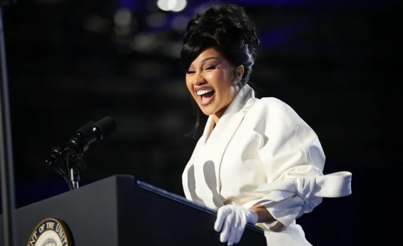 CARDI B DEFENDS TELEPROMPTER MISHAP AND SPEAKS OUT ON KAMALA HARRIS RALLY