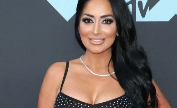 JERSEY SHORE STAR ANGELINA PIVARNICK ANNOUNCES PREGNANCY