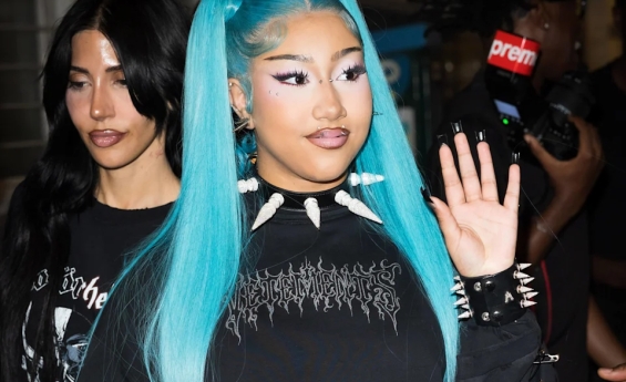 NORTH WEST CHANNELS NATALIE NUNN IN HALLOWEEN TRANSFORMATION