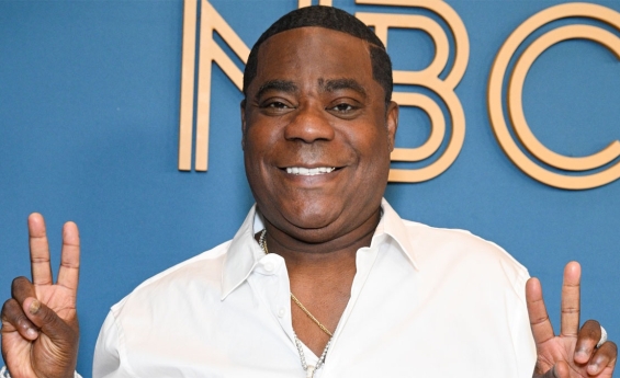 TRACY MORGAN SAYS HE DOESN’T FEEL BAD ABOUT POOPING IN POOL AFTER HIS SHOES WERE STOLEN