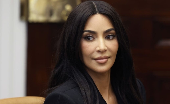 KIM KARDASHIAN ADVOCATES FOR INCARCERATED FIREFIGHTERS TO RECEIVE HIGHER PAY.