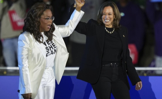 OPRAH WINFREY AND KATY PERRY MAKE SURPRISE APPEARANCE DURING KAMALA HARRIS PHILADELPHIA RALLY