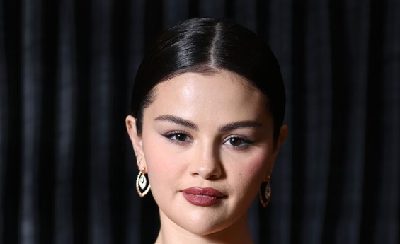 SELENA GOMEZ CLAPS BACK AT “SICK” BODY- SHAMING COMMENTS AFTER EMILIA PEREZ PREMIER