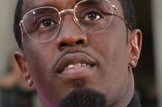 DIDDY CLAIMS FREAKOFF TAPES CASSIE SUBMITTED TO THE FEDS SHOW THEM HAVING CONSENSUAL INTERCOURSE.