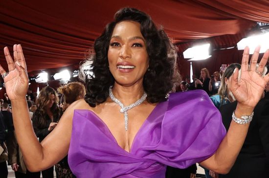 ANGELA BASSETT REFLECTS ON HER 2023 OSCAR LOSS SAYS SHE WASN’T ALLOWED TO BE “DISAPPOINTED”