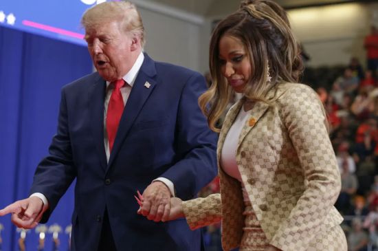 PRESIDENT TRUMP COMPLIMENTS NICKI MINAJ'S 'BEAUTIFUL BACKSIDE' AT MICHIGAN RALLY