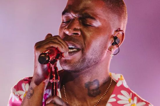 KID CUDI REMOVES M.I.A. FROM TOUR AFTER ONSTAGE POLITICAL RANT