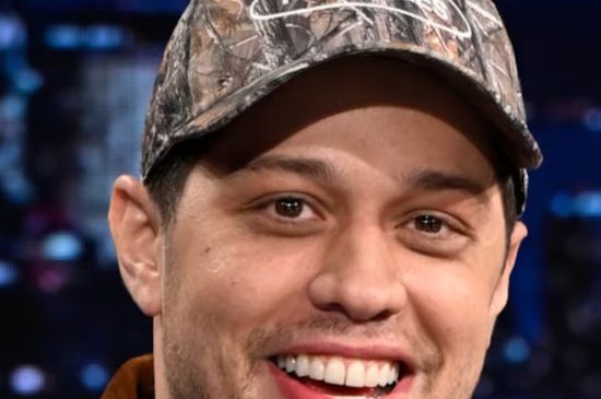 PETE DAVIDSON JOKES THAT RAPPER KANYE WEST IS A 'GAY NAZI' DURING COMEDIAN KEVIN HART ROAST